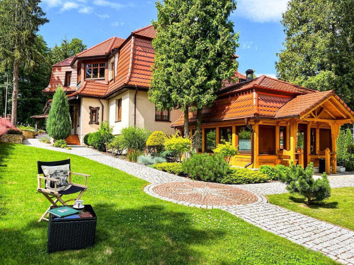 Villa Filmowiec โปลานิซา-สดรอยจ์ ภายนอก รูปภาพ